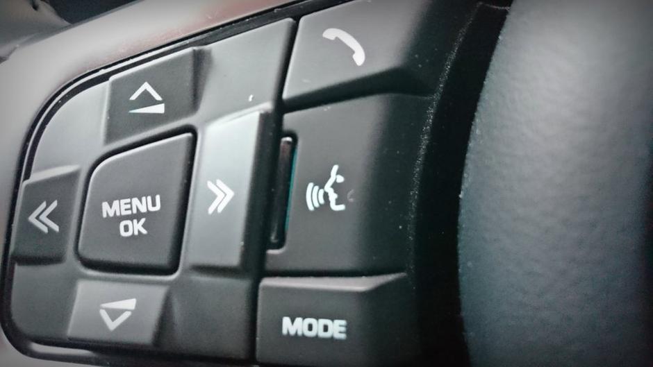 Glasovno upravljanje | Avtor: Žurnal24 main