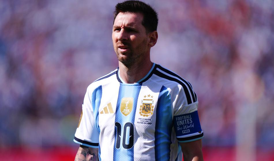 To je španski nogometni klub, ki ga kupuje Messi