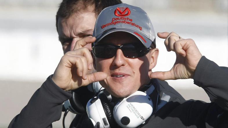 Michael Schumacher se že veseli novih dirk. (Foto: Reuters)