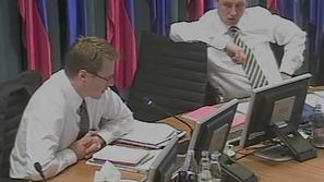 Pahor in Žbogar na seji vlade.