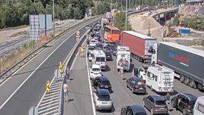 Zastoj pred predorom Karavanke