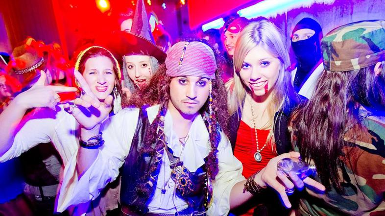 Ekonomisti žurali po karnevalsko