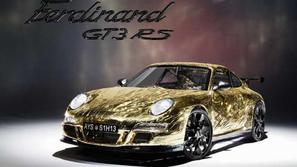 Porsche, ki ga je treba poganjati na pedala.