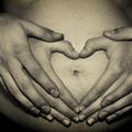 Močne krvavitve med nosečnostjo lahko ogrozijo vaše in otrokovo življenje.