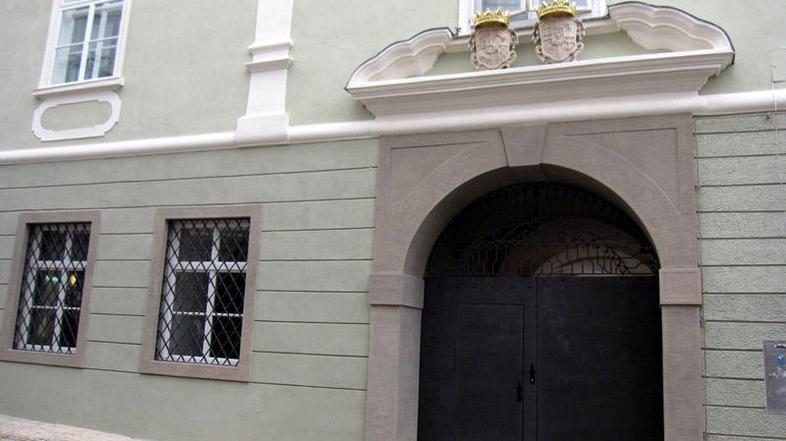 Javni zavod se bo imenoval Maribor – Evropska prestolnica kulture 2012. Sedež in