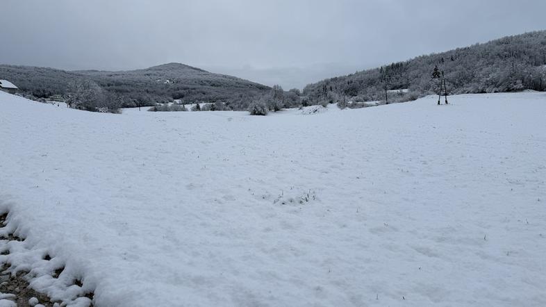 Sneg Kal pri Ivančni Gorici, Ambrus