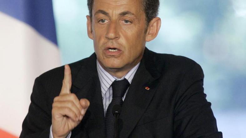 Sarkozy mlade nagovarja s posebnim videospotom. (Foto: Žurnal24)