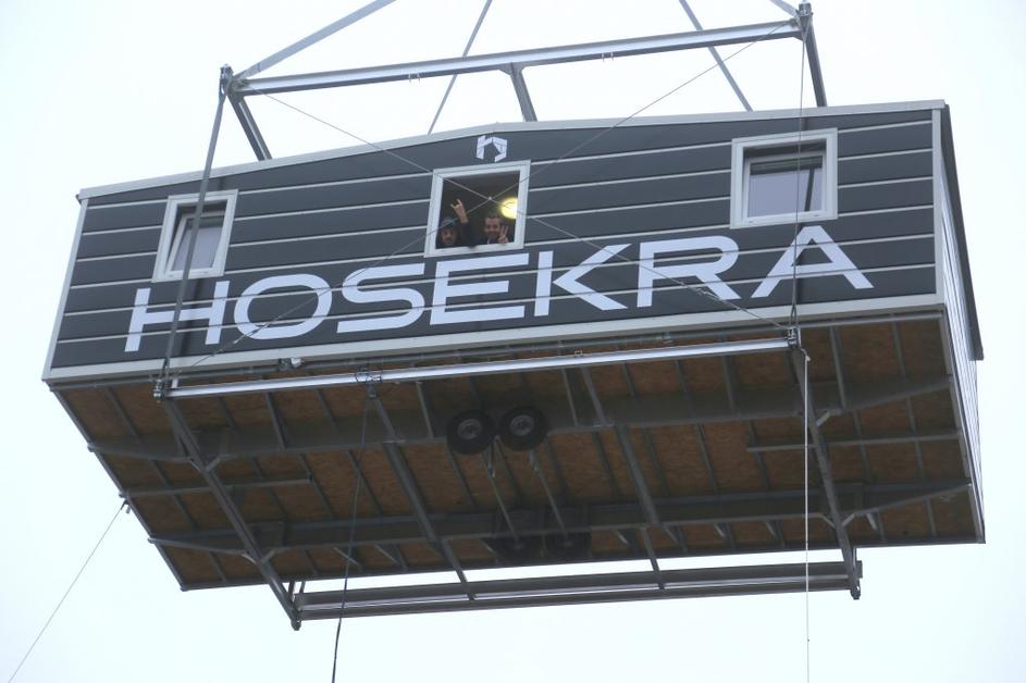 tomaž klepač, izok guštinčič