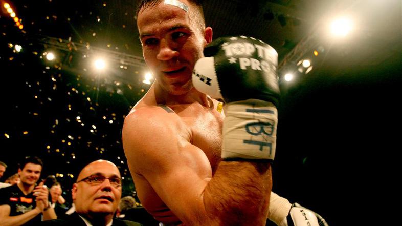 Dejan Zavec je brez večjih težav ubranil naslov svetovnega prvaka. (Foto: Nik Ro