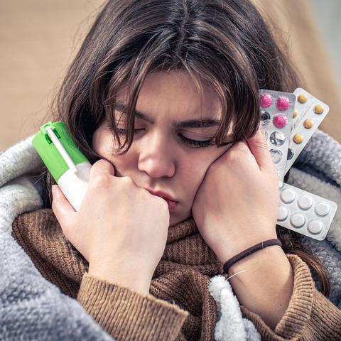 Bolniška odsotnost, bolezen, zdravila