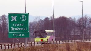 Avtocestni odsek med Draženci in mednarodnim mejnim prehodom Gruškovje naj bi po