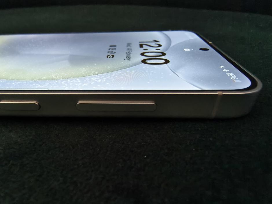 Samsung Galaxy S24 | Avtor: D. J.