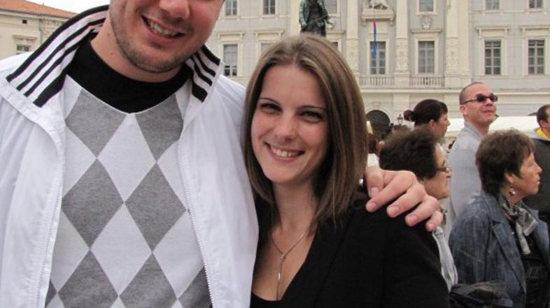 množično poljubljanje