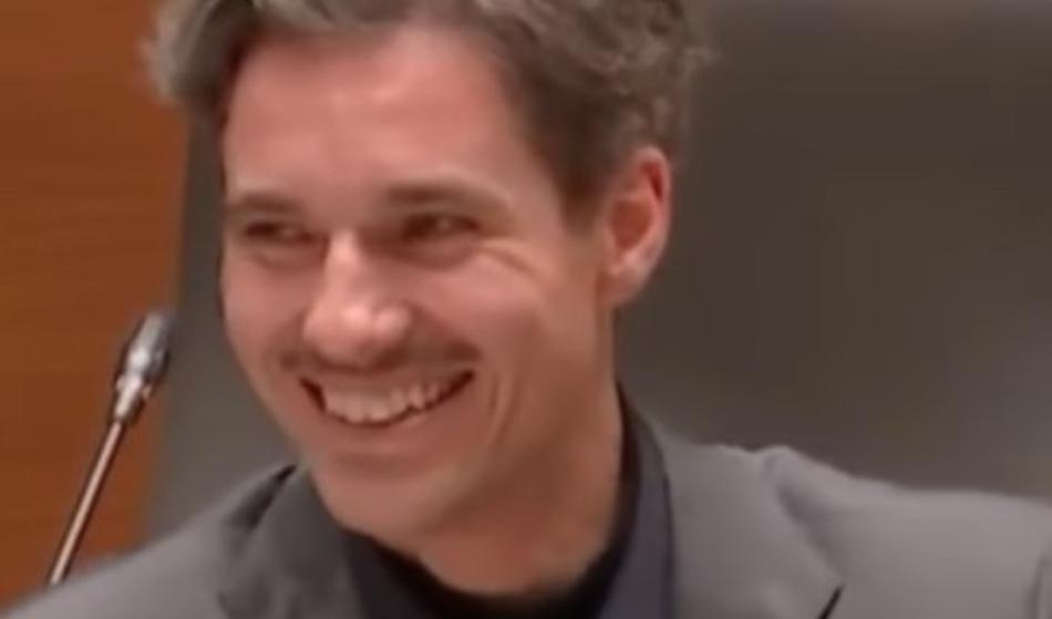 Kljub temu da se ne marata, je Kordiš Mesca s tem iskreno nasmejal