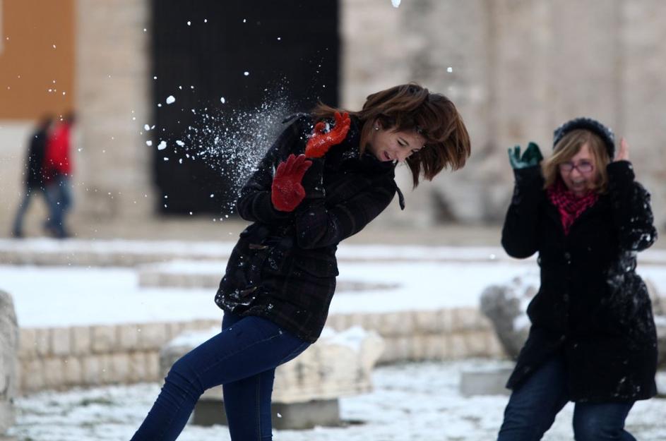 Sneg in mraz po Evropi.