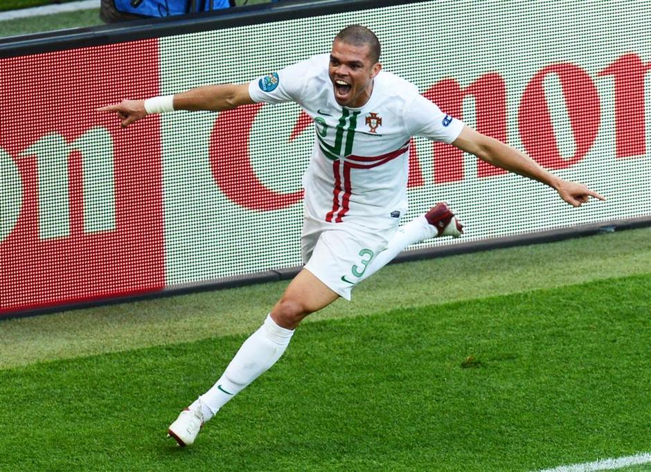 Pepe Danska Portugalska Lviv Euro 2012 | Avtor: EPA