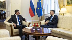 Predsednik vlade Marjan Šarec je predsednika države Boruta Pahorja obvestil o odstopu