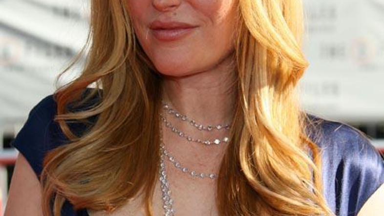 gillian_anderson_fly_280708