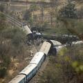 Indija Mumbai nesreča trčenje vlakov