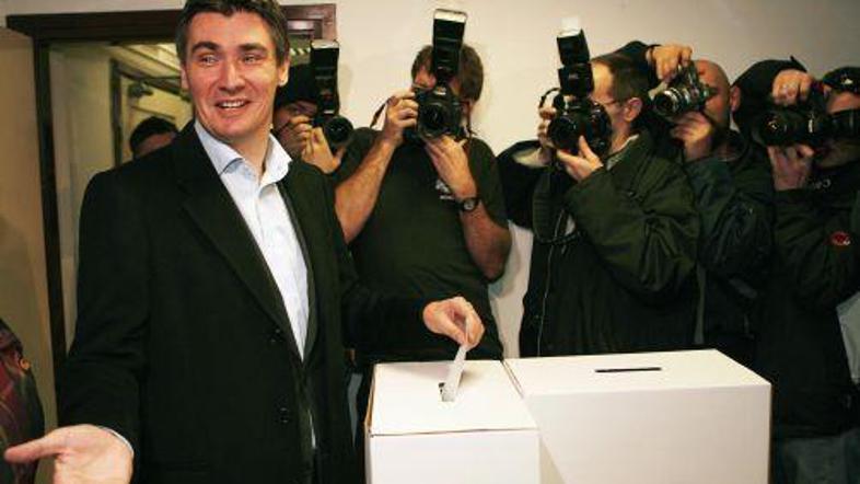 Zoran Milanovic SDP Hrvaska volitve Reuters