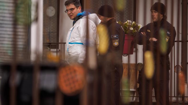 Skrajni desničar streljal na policiste