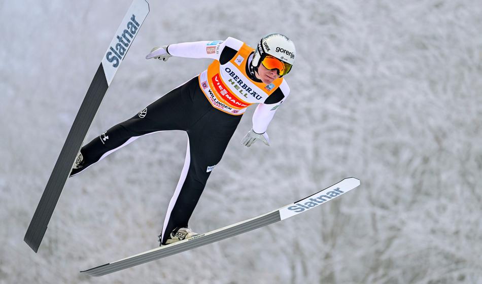 Rodeo Domna Prevca z lepim telemarkom za visoko vodstvo po 1. seriji