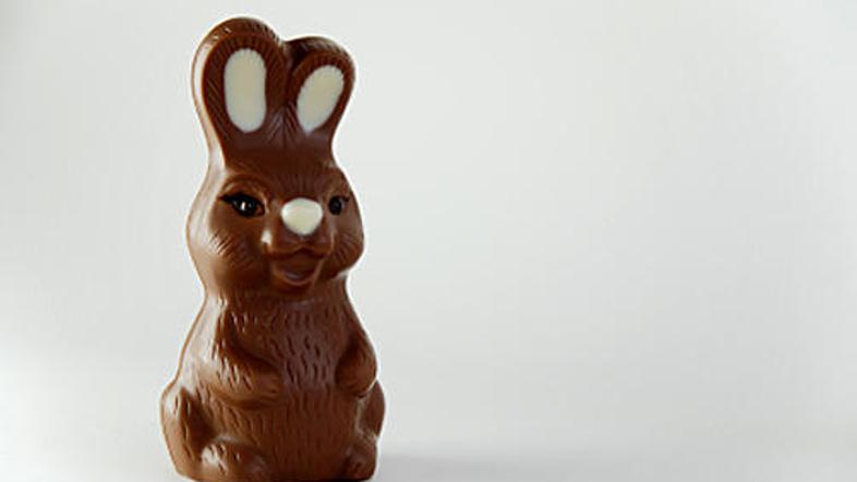 Takih in podobnih velikonočnih zajcev bodo letos v Nemčiji izdelali več kot sto 