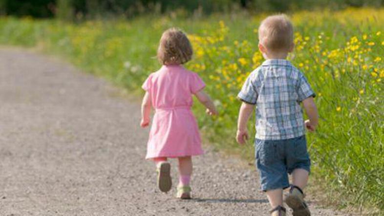 Rozamodra kombinacija je danes samoumevna.