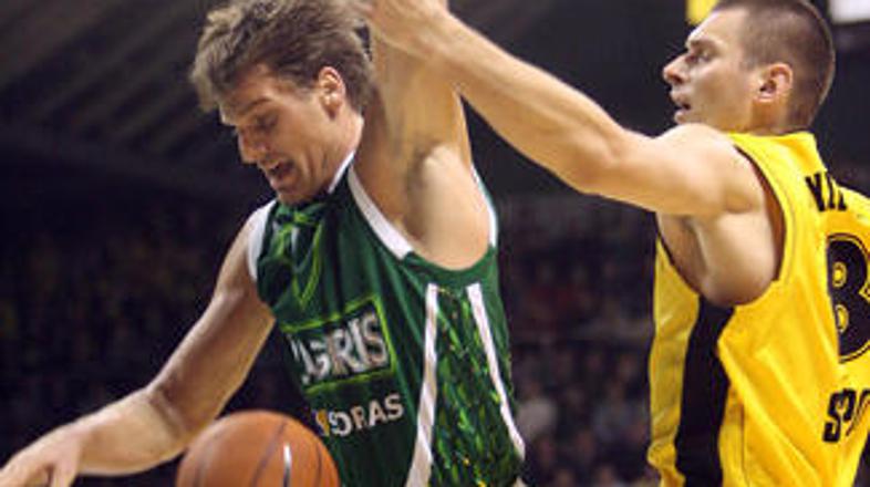 Goran Jurak je eden izmed nosilcev igre litovskega Žalgirisa.