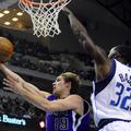 Najboljša igralca tekme: Beno Udrih (18 točk) in Brandon Bass (20 točk).