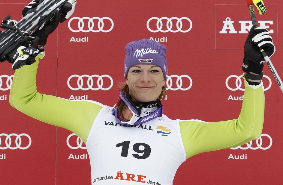 Maria Riesch zmaga veselje proslavljanje slavje proslava stopnicke