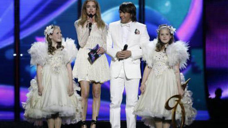 Izbor sta povezovala priznana manekenka in igralka Natalija Vodjanova in televiz