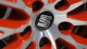 Seat logo