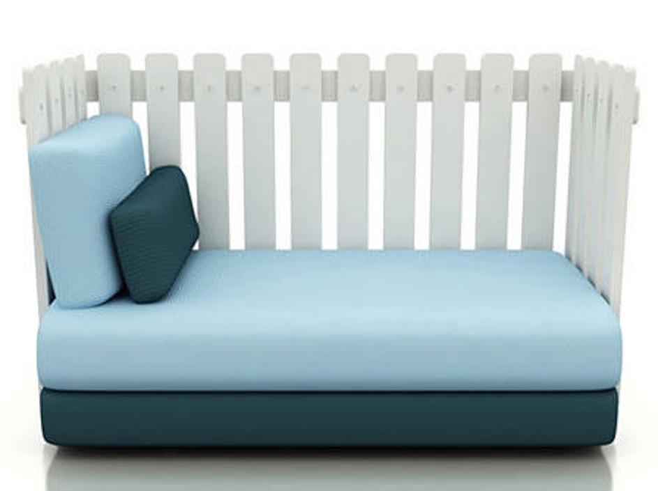 Zofa The Grass is Always Greener On The Other Side Of The Fence. Oblikovanje: Ch