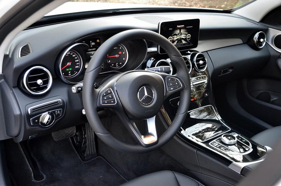 Mercedes-benz razred C