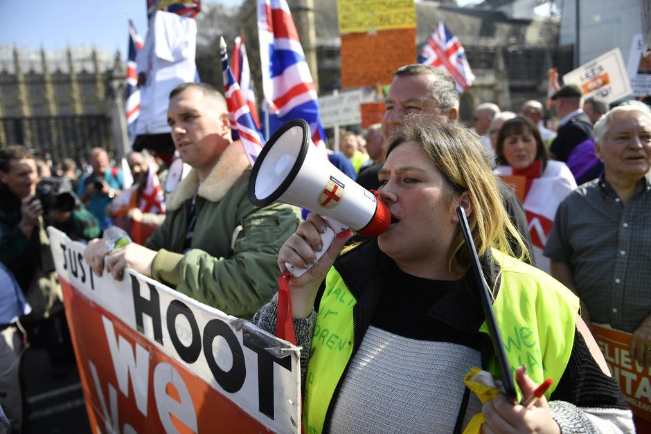 Tretja zavrnitev izstopnega sporazuma VB iz EU | Avtor: Epa