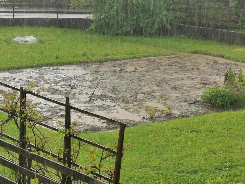 Nevihta s točo v Ljubljani | Avtor: zurnal24.si