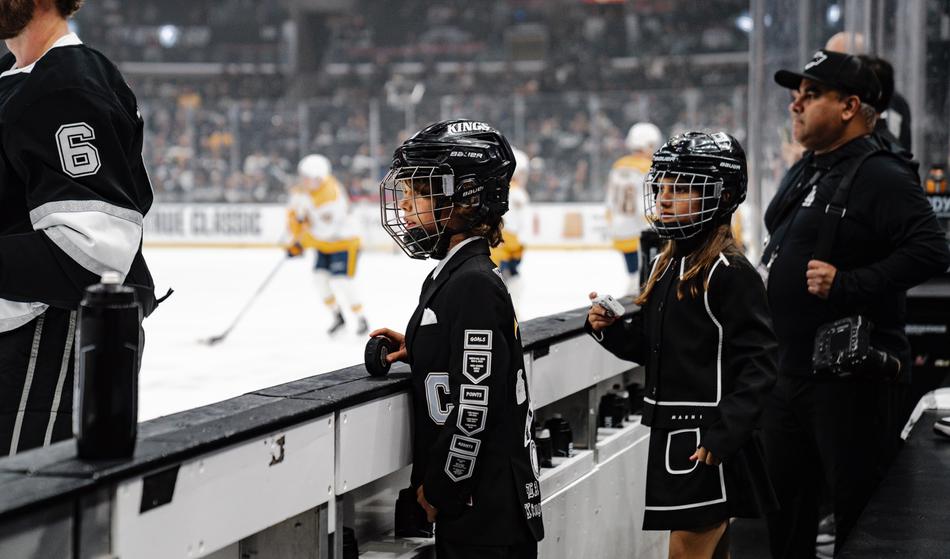 Kopitarjeva otroka na klopi, LA se je poklonil kralju Kraljev