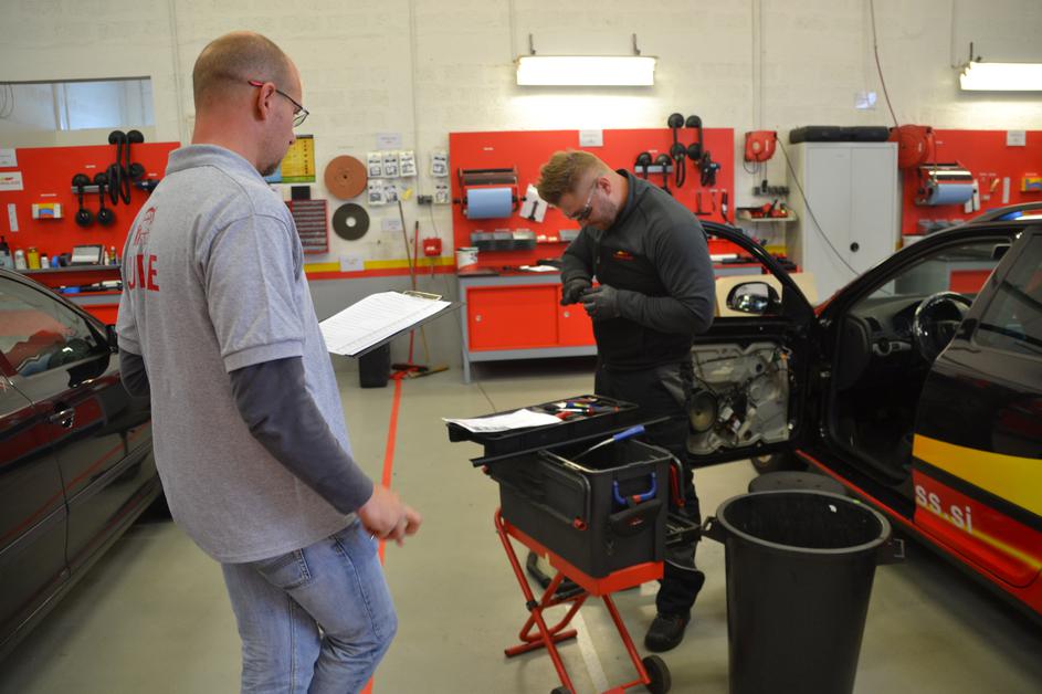 Tekmovanje za najboljšega Carglassovega serviserja