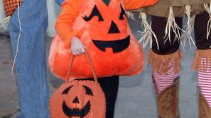 Satyana , Alyson Hannigan