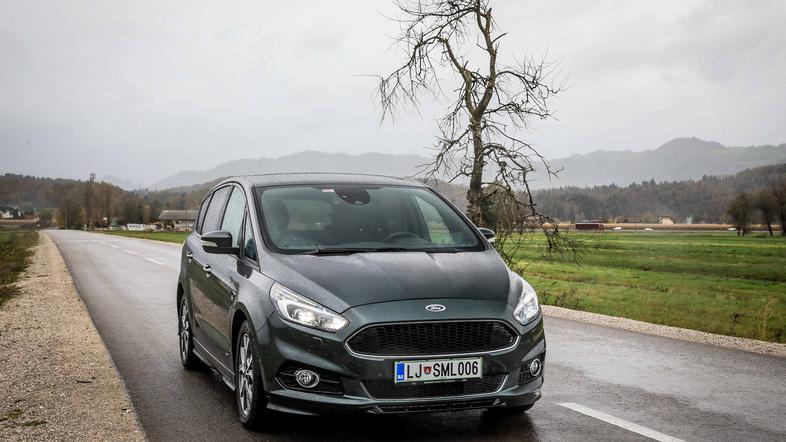 Ford S-max