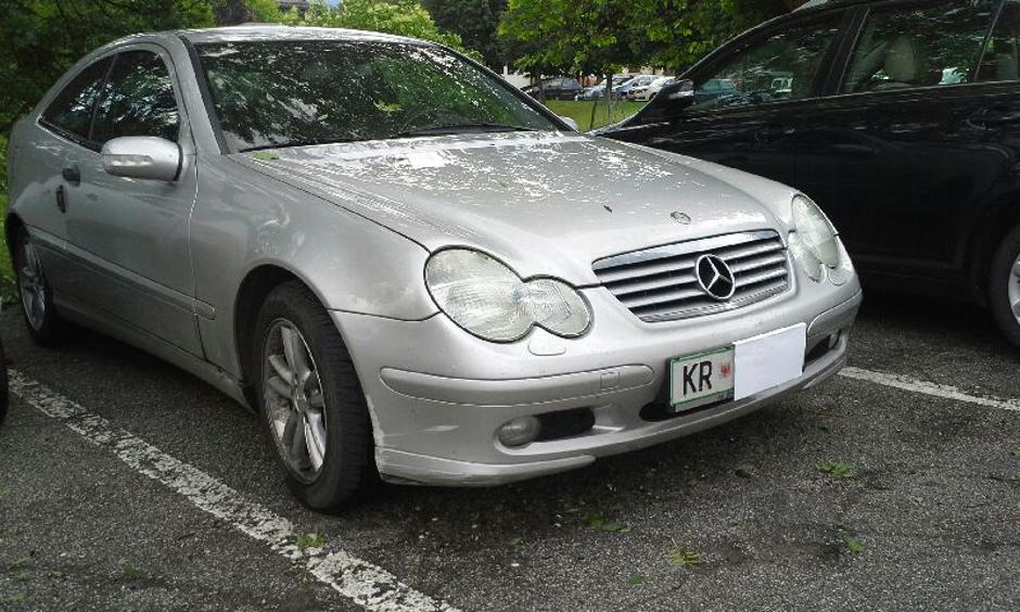 Avto nevarnega voznika  | Avtor: PU Kranj