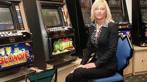 Darja Lampret za seboj zapušča vroč stolček.