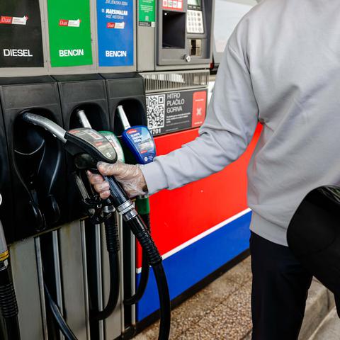 bencinska črpalka, gorivo