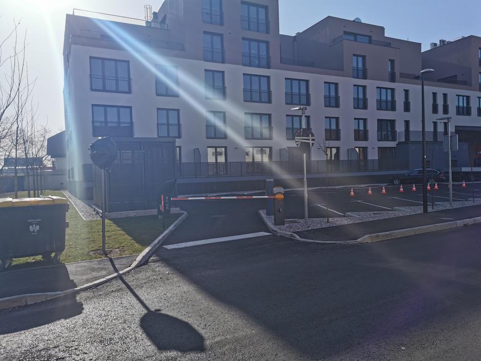  | Avtor: Poslal bralec