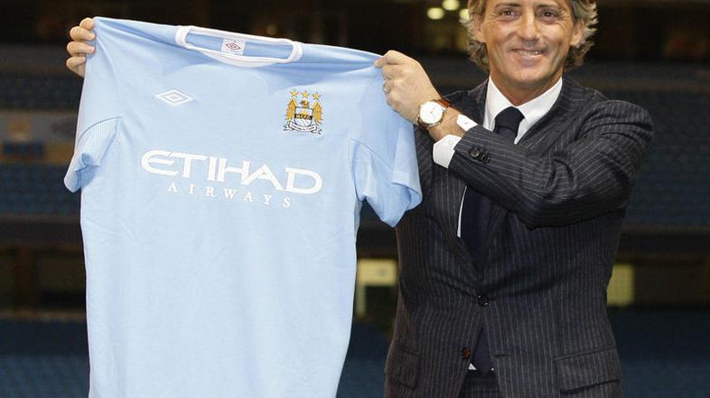 Sedem lovorik je v desetletni trenerski karieri s Fiorentino, Laziom in Interjem