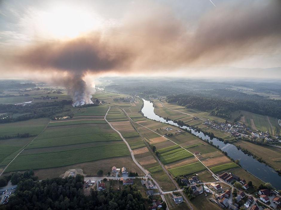 požar Zalog Straža | Avtor: Manfred von Richthofen