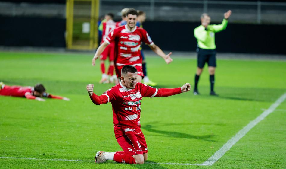Svoje nastope v Evropi pričenja tudi prvi slovenski predstavnik