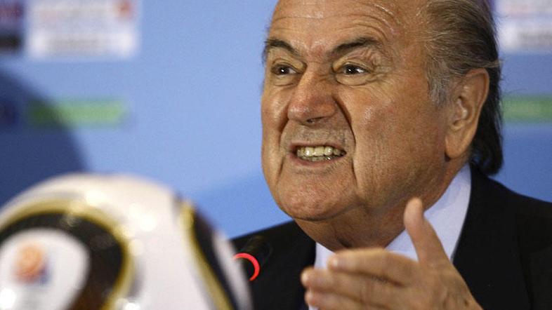 Blatter tako kot navijači želi napadalnejšo igro in več zadetkov. (Foto: Reuters