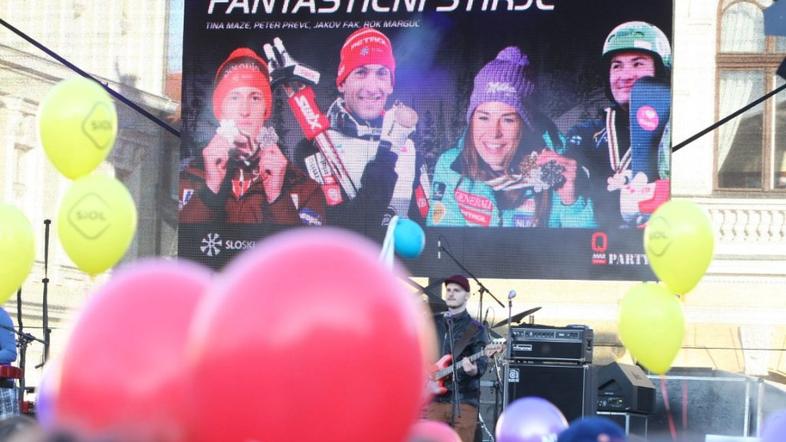 Maze Prevc Fak Marguč Kongresni trg sprejem smučarjev Smučarska zveza Slovenije